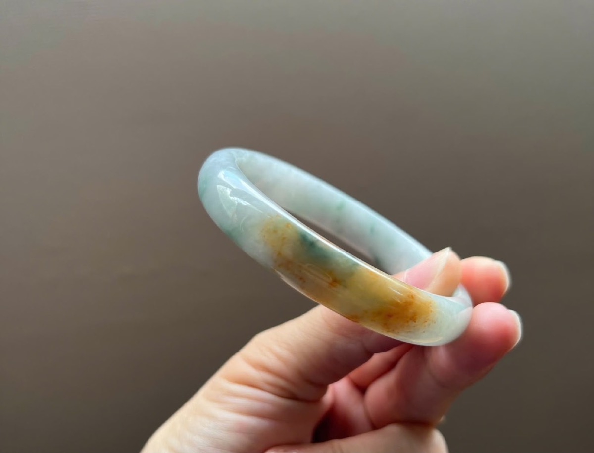 Featured jade piece 02