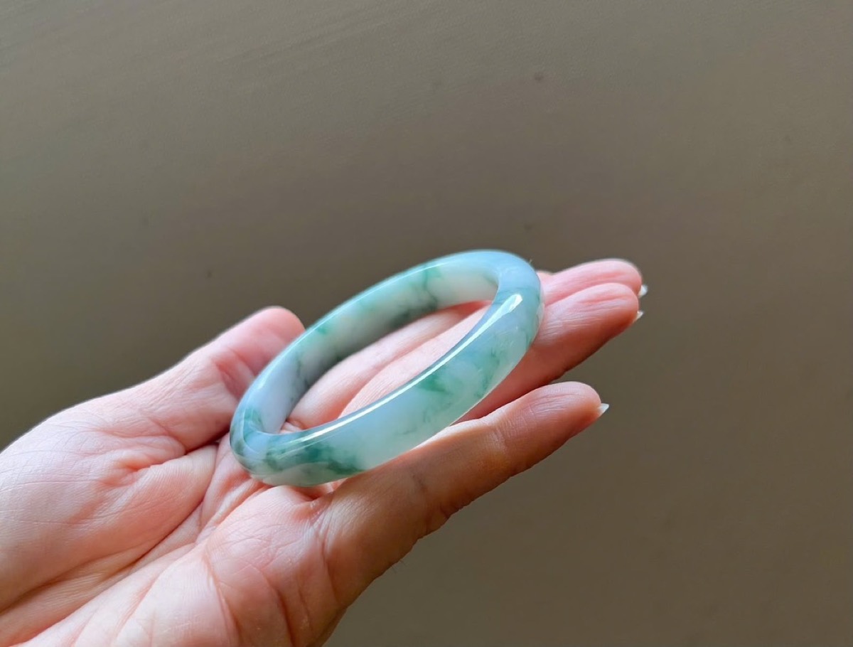 Featured jade piece 07